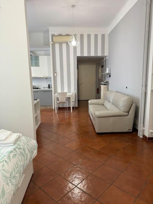 Ponthouse: Navigli, Iulm, Romolo Apartment Милано Екстериор снимка